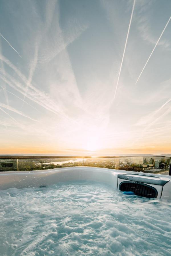 Traumblick Trifft Luxus! Apartment Weitersburg ภายนอก รูปภาพ