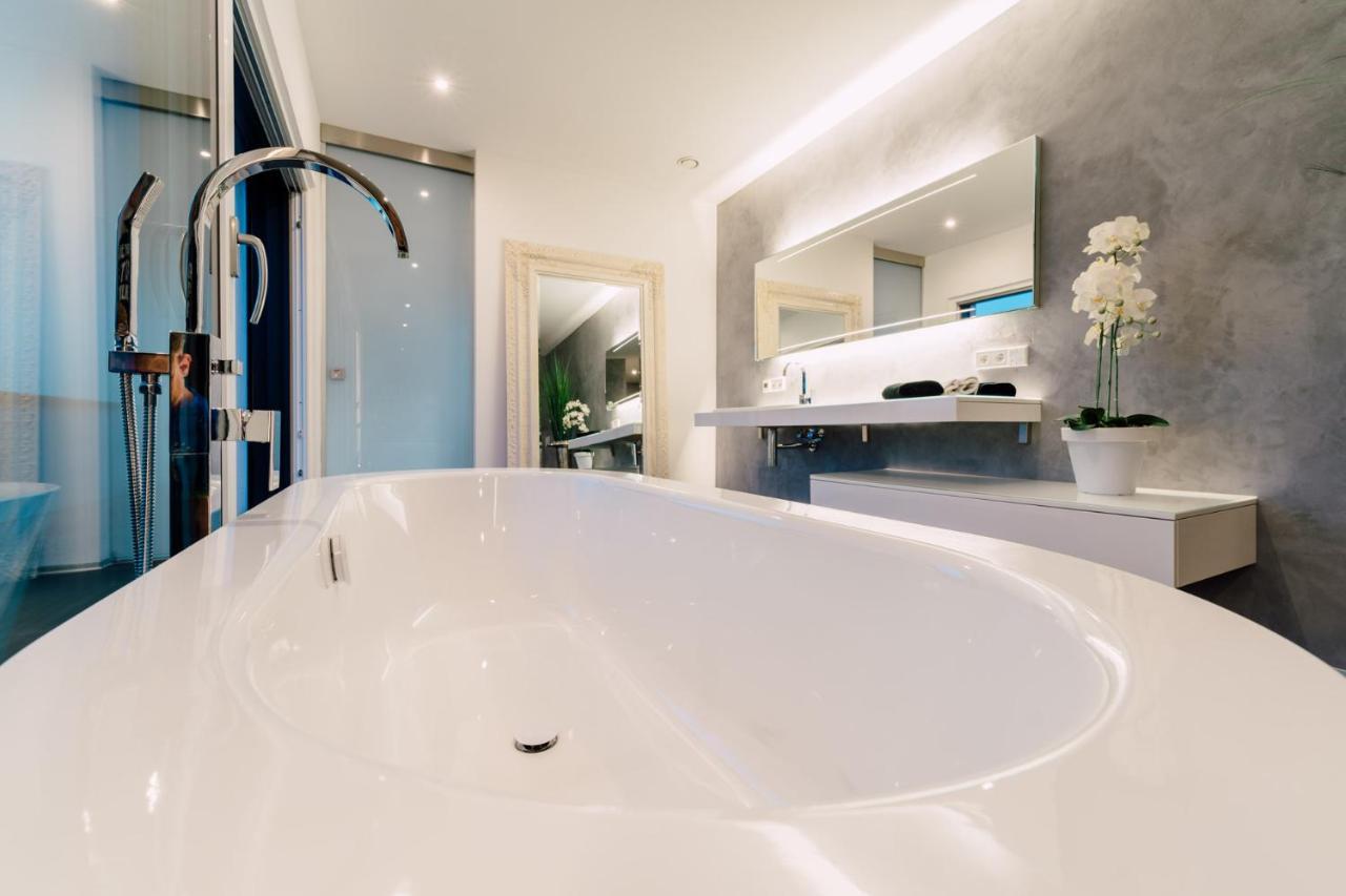 Traumblick Trifft Luxus! Apartment Weitersburg ภายนอก รูปภาพ